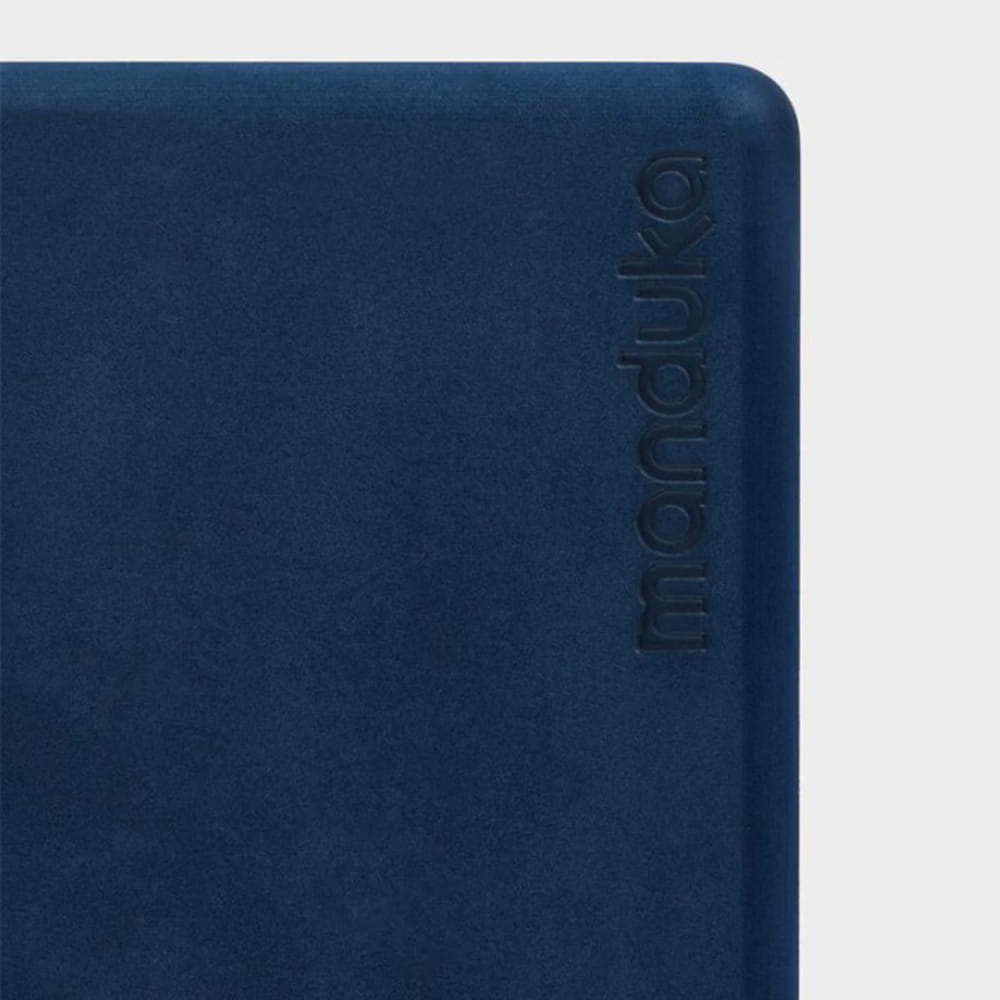 บล็อคโยคะ MANDUKA รุ่น RECYCLED FOAM - สีกรม